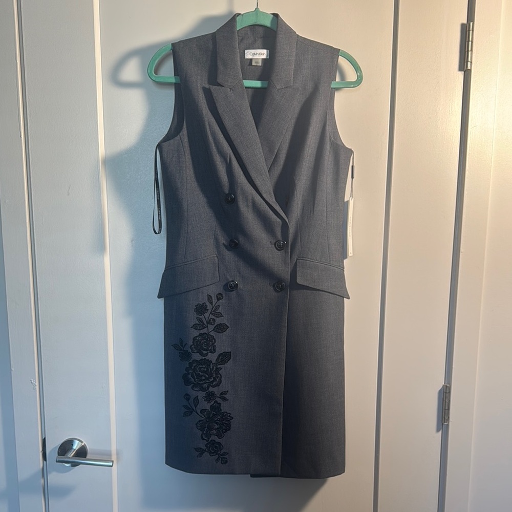 Calvin Klein Gray Sleeveless Dress with Floral Embroidery